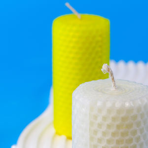 P12F Multicolor 100% puro naturale fatto in fabbrica candele di <span class=keywords><strong>cera</strong></span> <span class=keywords><strong>d</strong></span>'<span class=keywords><strong>api</strong></span> bianco/giallo <span class=keywords><strong>cera</strong></span> ape rotolo profumato formato personalizzato per uso domestico - Product Image 4