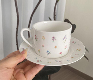 Tasse en céramique de thé de l'après-midi floral exquis rétro tasse à café et soucoupes de petit déjeuner simples créatives - Product Image 6