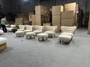 Poltrona da Salotto di Design Nordico Little <span class=keywords><strong>Petra</strong></span> con Gambe in Legno, Poltrona Sherpa in Pelle di Pecora - Product Image 3