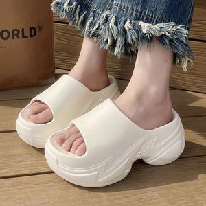 2025 nuevas sandalias de plataforma con punta cerrada para mujer, chanclas de EVA antideslizantes con aumento de altura de 5CM, zapatillas de playa para el hogar, Chanclas de suela gruesa - Product Image 3