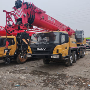 Grúa de Camión SAN Usada de 2022, 50t, STC2200, STC800E5, STC550T5, STC250H, 50 Toneladas, con Motor, Caja de Cambios y Motor - Product Image 1