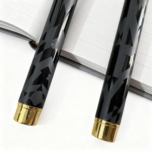 Stylos à bille en métal noir pour hommes, événements d'entreprise, publicité, personnalisables avec logo, stylos à gel adaptés comme cadeaux - Product Image 3