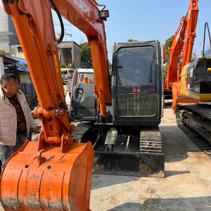 Excavatrice d'occasion Hitachi ZX60 6 tonnes en bon état, disponible à bas prix, adaptée aux travaux d'ingénierie agricole - Product Image 2