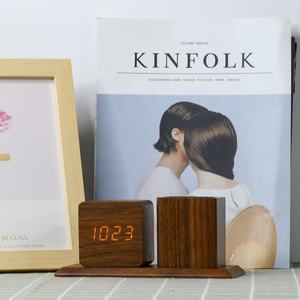 홈 오피스 장식용 데스크탑 다기능 온도 표시 디지털 <span class=keywords><strong>LED</strong></span> 대나무 나무 알람 시계 펜 홀더 포함 - Product Image 6