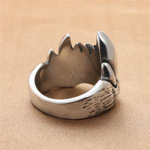 Anillo con Forma de Colmillo de Animal, Acero Inoxidable, Estilo Punk para Hombre, Joyería para Fiesta, Plateado 01 213002 - Product Image 3