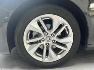 Auto Usado <span class=keywords><strong>Honda</strong></span> <span class=keywords><strong>Accord</strong></span> <span class=keywords><strong>2018</strong></span> 260TURBO Edición Elite Nacional VI 1.5T CVT FWD Distancia entre Ejes de 2830 mm - Product Image 2