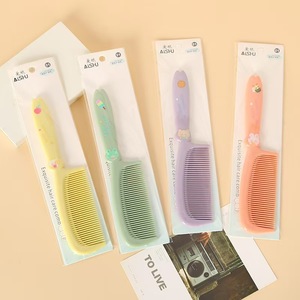 Peine para el Cabello con Diseño de Dibujos Animados AISHU, 15 cm, Colores Variados, Cuidado Capilar Exquisito para Uso Doméstico - Product Image 3