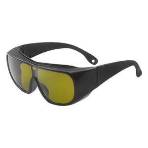 Lunettes de sécurité laser, monture noire, verres de 2 mm, transmission de 40 %, pour la protection contre les rayonnements lumineux, fabriquées à Shenzhen, TC YJ 1101 - Product Image 2