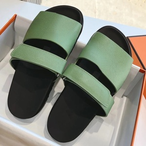 Sandalias Unisex de Alta Calidad con Suela Ligera de TPU, Pantuflas Casuales de Diseño de Lujo, Transpirables, Estilo H, para Verano - Product Image 6