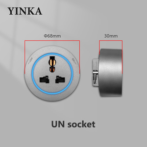 Multiprise modulaire compatible multi-<span class=keywords><strong>pays</strong></span> avec bande lumineuse à induction infrarouge intégrée, ports de charge USB-A et USB-C, puissance 8000W - Product Image 6