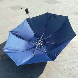 Parapluie pliant compact et portable en polyester, design créatif, idéal pour le soleil et la pluie, parapluie publicitaire promotionnel - Product Image 3