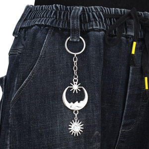 Llavero con colgante de metal de sol y luna, dijes de aleación de zinc, regalo unisex, accesorios decorativos - Product Image 3