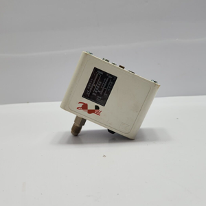 Emp2 084g2113 Switch <span class=keywords><strong>P</strong></span>;0 40 Bar Pp;80 076 全新原装现货 工业自动化包 专用PLC编程 - Product Image 5