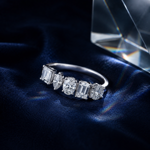 Anello Geometrico con Zirconi Ovali e Quadrati per Donne, Elegante Gioiello da Dito alla Moda - Product Image 6