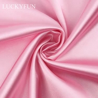 Tissu en satin de couleur claire soie élastique printemps/été robe en satin pyjamas doublure tissu tissé 100% polyester léger teint