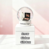 Op maat gemaakte hars sneeuwbol met gepersonaliseerd logo, decoratie voor huis, kantoor, bruiloft cadeau