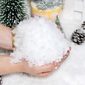 Noel veya kış tatil dekorasyon için yapay kar pul PE sahte plastik kar taneleri