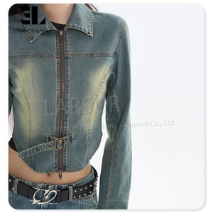 LARSUR Custom Denim Factory Mujeres Distress Dos piezas Y2k Short Denim <span class=keywords><strong>Cargo</strong></span> Mini Falda Set Micro Mini Jean Falda y Crop Top Set - Product Image 4