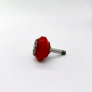 Roue silencieuse Wanbang en nylon et polyuréthane 10*18 rouge pour roulettes fixes de ligne d'assemblage - Product Image 2
