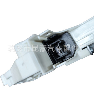 มอเตอร์กระจกไฟฟ้า Porsche รุ่น 8K0959811A ด้านหน้าขวา ด้านหลังขวา สำหรับ Cayenne 958 - Product Image 3