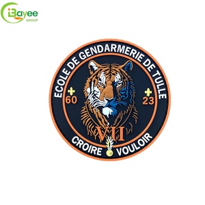Écussons 3D en PVC/silicone/caoutchouc personnalisés avec logo, à appliquer à chaud, pour vêtements et casquettes - Product Image 4