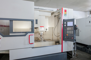 <span class=keywords><strong>SuperTech</strong></span> VMC850 pusat mesin vertikal Rigidity urna tinggi 3 sumbu produk baru Siemens kontrol numerik BT40 Motor Akurasi Tinggi - Product Image 6