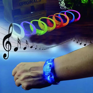 Ánh Sáng lên Giọng Nói Kích Hoạt Nhấp Nháy Vòng Đeo Tay Đảng Ủng Hộ Silicone LED Điều Khiển Âm Thanh Bangle Giáng Sinh Đảng Bầu Không Khí Đạo Cụ - Product Image 2