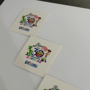 Autocollants en vinyle personnalisés résistants aux déchirures avec adhésif durable pour scrapbooking, bouteilles d'eau, ordinateurs portables, décoration - Product Image 4