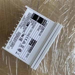 Japan Original YOKOGAWA UT52A-000-10-00 Mid-level Digital <b>Temperature</b> <b>Controller</b> LCD Display OEM/ODM Customizable 1 Year - Product Image 1