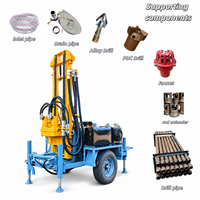 Foreuse de puits d'eau remorquable 260m avec mât pliable machine de forage de puits d'eau diesel 74kW pour alimentation rurale