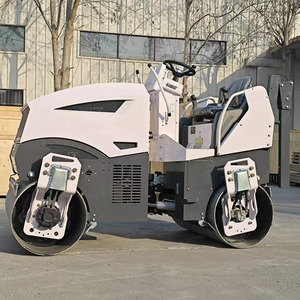 3 Tonnen Dieselmotor Asphalt <span class=keywords><strong>Road</strong></span> Mini Compactor <span class=keywords><strong>Road</strong></span> <span class=keywords><strong>Roller</strong></span> Fahrt auf Walze - Product Image 3