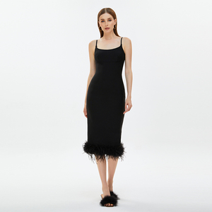 2024 OEM donna senza maniche da donna abito MIDI con finiture in piuma in Crepe senza spalline con spacco posteriore abiti bordati di piume da donna rosa Bustier <span class=keywords><strong>Dre</strong></span> - Product Image 2