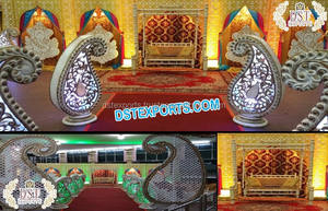 Diyaสุภาพสตรีตกแต่งงานแต่งงานDiyaรูปปั้นสำหรับAislewayรูปปั้นผู้หญิงDiyaที่น่าตื่นตาตื่นใจสำหรับงานแต่งงานทางเดิน - Product Image 4