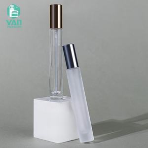 ขวดน้ำหอมแก้วพกพาแบบพ่น ขนาด 10 มล. ทรงกระบอกหนา ดีไซน์หรู ฝาอะลู<span class=keywords><strong>มิ</strong></span><span class=keywords><strong>เนียม</strong></span>  แบบใสขุ่น  ยี่ห้อ YAN Packaging ขายส่ง - Product Image 1