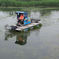 Bateau de tonte amphibie multifonctionnel avec une largeur de travail de 4 m, coupeuse télescopique automatique, protection contre l'inclinaison.