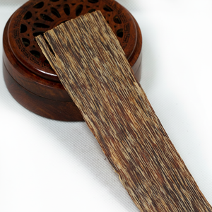 La meilleure qualité de bois d'agar Chunk Flat Vietnam Home Fragrance Supper Très fort Doux Parfum Oud Encens Agarwood Bakhoor OCK1 - Product Image 1