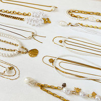 Options de conception personnalisables Colliers de perles en acier inoxydable avec ton argent Lettres grecques Superposition de perles à la mode pour cadeau