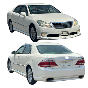 ชุดแต่งภายนอกรถยนต์ Crown Royal Salon รุ่นปี 2009-2012 สไตล์ญี่ปุ่น พร้อมลิ้นกันชนหน้า ลิ้นกันชนหลัง และสเกิร์ตข้าง - Product Image 2