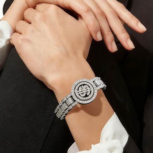 Orologio Bracciale di Lusso con Perline di Cristallo per Donne, Eleganti Bracciali di Cristallo e Bracciale a Catena con Design a Doppio Uso - Product Image 3