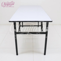 Table à manger pliante rectangulaire de luxe en métal, 6 pieds ou 8 pieds, personnalisable en gros, pour hôtel moderne, mariage, restaurant, banquet, salon