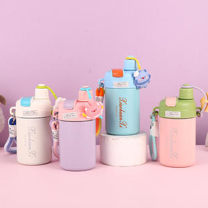 Bouteille isotherme en acier inoxydable à double paroi, étanche, avec paille et sangle, motif dessin animé, idéale comme cadeau - Product Image 2