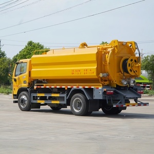 Camion-citerne d'aspiration des eaux usées léger de 6 m³ avec châssis 4x2, véhicule d'assainissement pour le traitement des eaux usées - Product Image 1