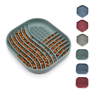 2025 Novo Design Geometria Salpicado Efeito quadrado Silicone Dog Slow Alimentador Bowl - Product Image 3