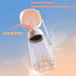 Bouteille d'eau pour chien Tasse d'eau de 400ml et bol de nourriture de 200ml Séparation sèche-humide Distributeur d'eau de voyage pour animaux de compagnie avec lanière portable - Product Image 3