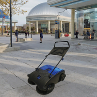 Mini balayeuse de sol manuelle Magic Walk-Behind New Condition Manual Sweeper Poussée
