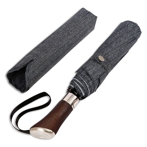 Travel <b>Umbrella</b> Luxurious Golden Plastic Handle <b>Windproof</b> Frame Mini Lightweight Manual Folding <b>Umbrella</b> for Men's Ladies - Product Image 4