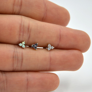 YW 16G Edelstahl Labret-Stud mit Innengewinde, dreieckigem Opal im Lünettenfassung, gebogenem Cluster-Piercing-Schmuck für Lip <span class=keywords><strong>Monroe</strong></span> - Product Image 3
