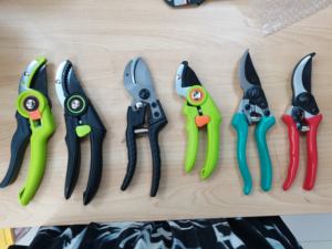 Set di 2 Forbici Professionali da Giardinaggio per Potatura Alberi in Acciaio Inossidabile - Product Image 5