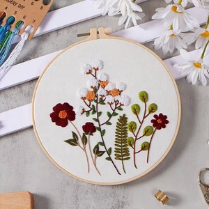 XIXI Stamped Starter Classic DIY <b>Embroidery</b> <b>Kit</b> with Cotton and Flower Design for Women Handmade Creative Gift - Product Image 5