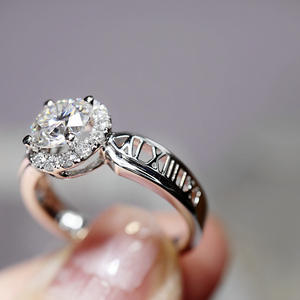 Anello con Diamante F797, Taglio Brillante Rotondo, Diamante Naturale, Gioiello Classico da Donna per Fidanzamento - Product Image 2